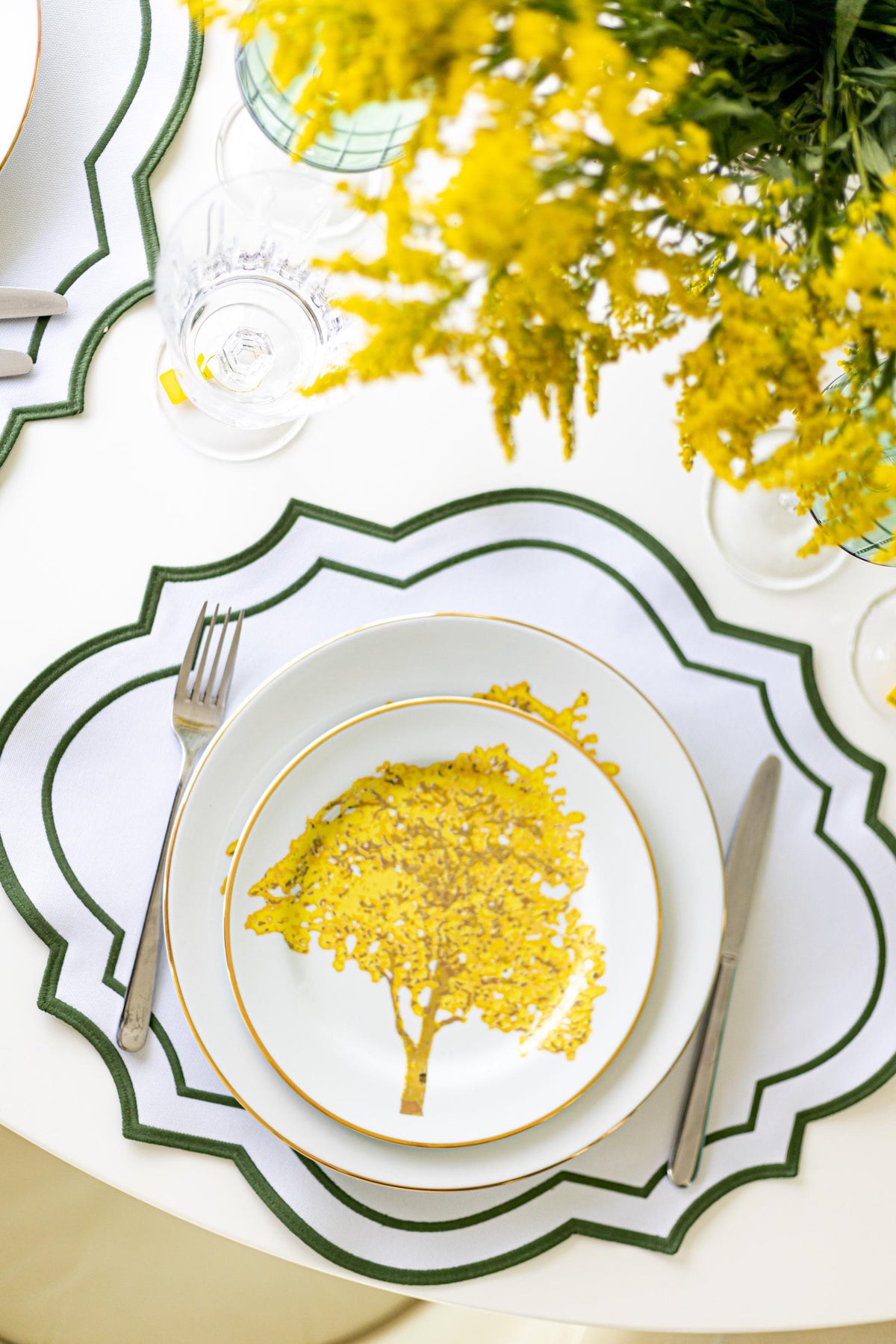Prato de sobremesa c/ ouro 24k | Ipê Amarelo